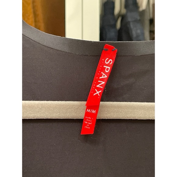 SPANX Black Tummy Light Compression Cami - Picture 5 of 9